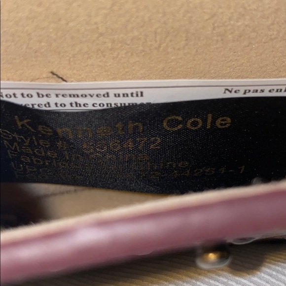 Kenneth Cole Reaction Leather Ostrich Card holder - Picture 4 of 4